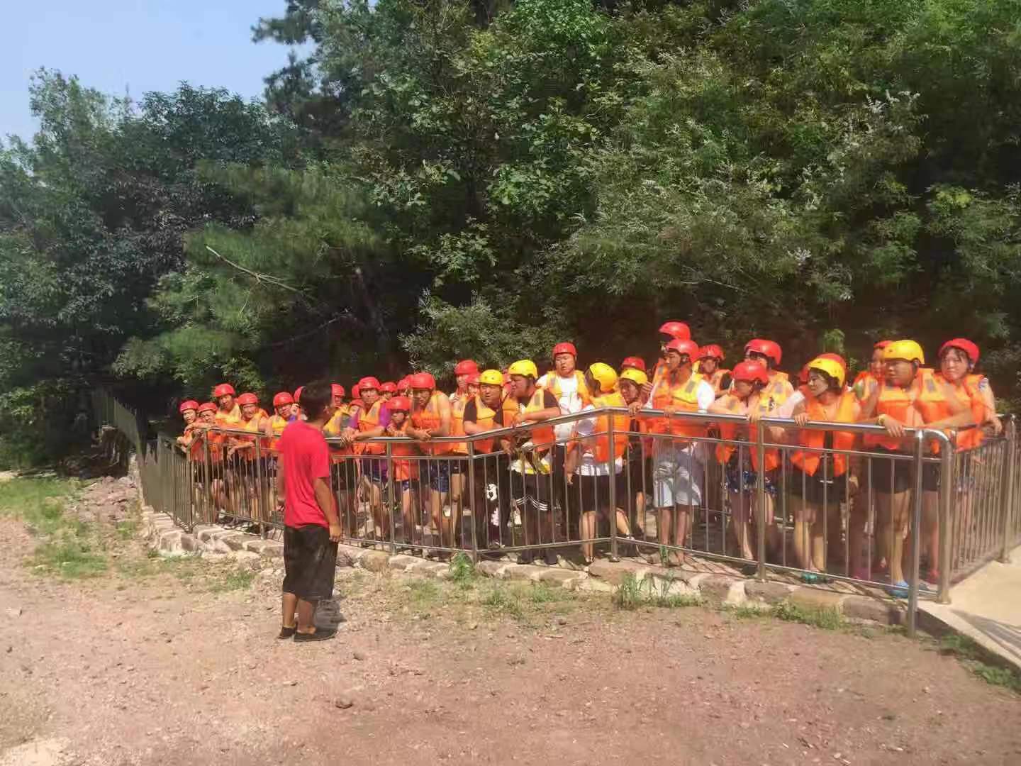 高山滑水4.jpg